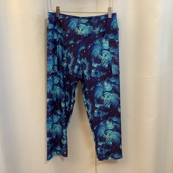 Luv21 Leggings Capris Cropped Women’s Size 2-10 Yoga Waistband Night Sky Pattern - Picture 3 of 9